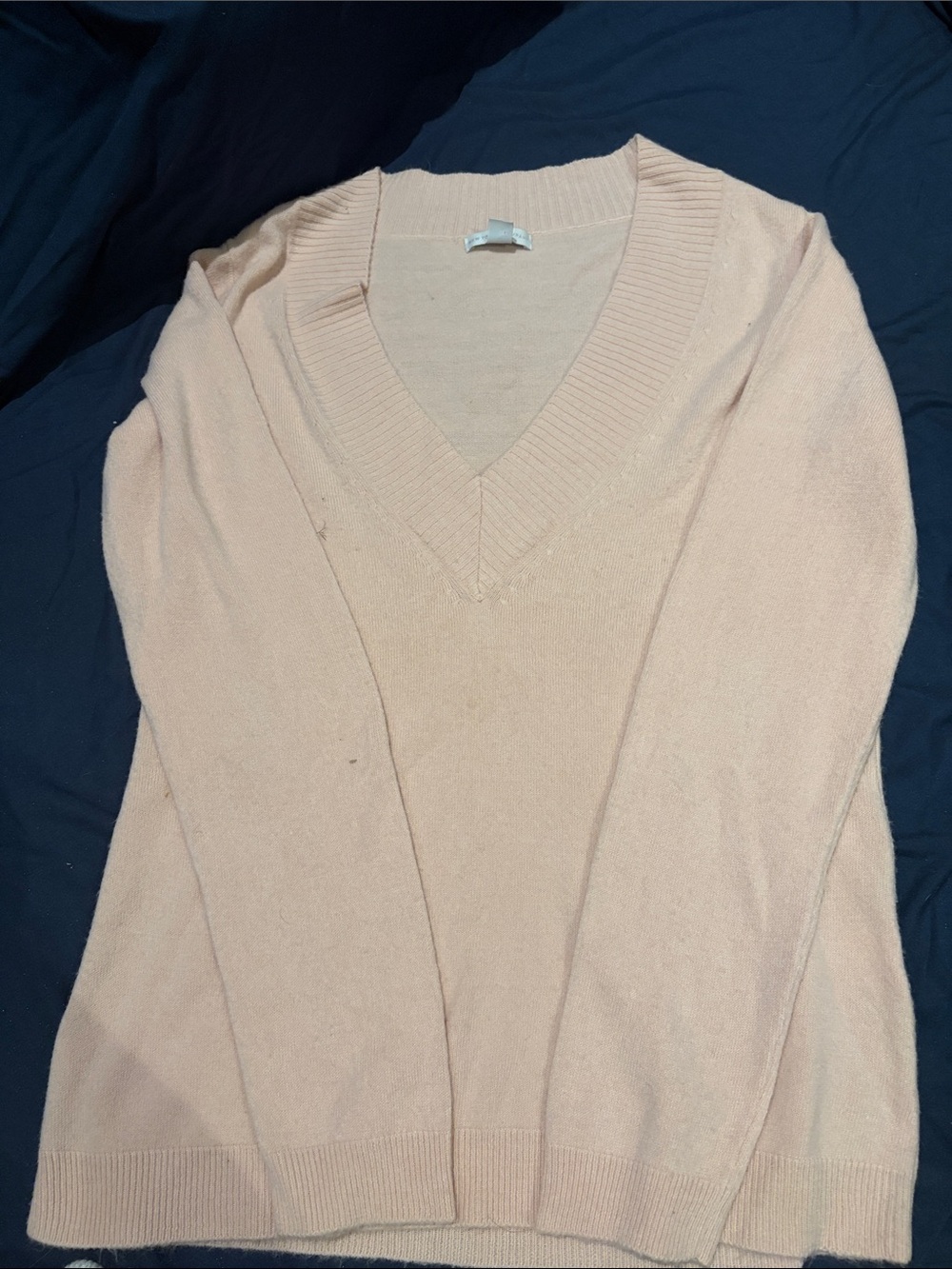 New York & Company Soft V-Neck Sweater in Blush Pink